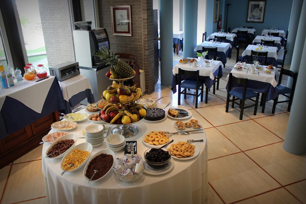 Hotel Marini Sassari Ngoại thất bức ảnh