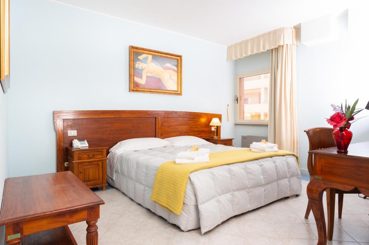 Hotel Marini Sassari Ngoại thất bức ảnh